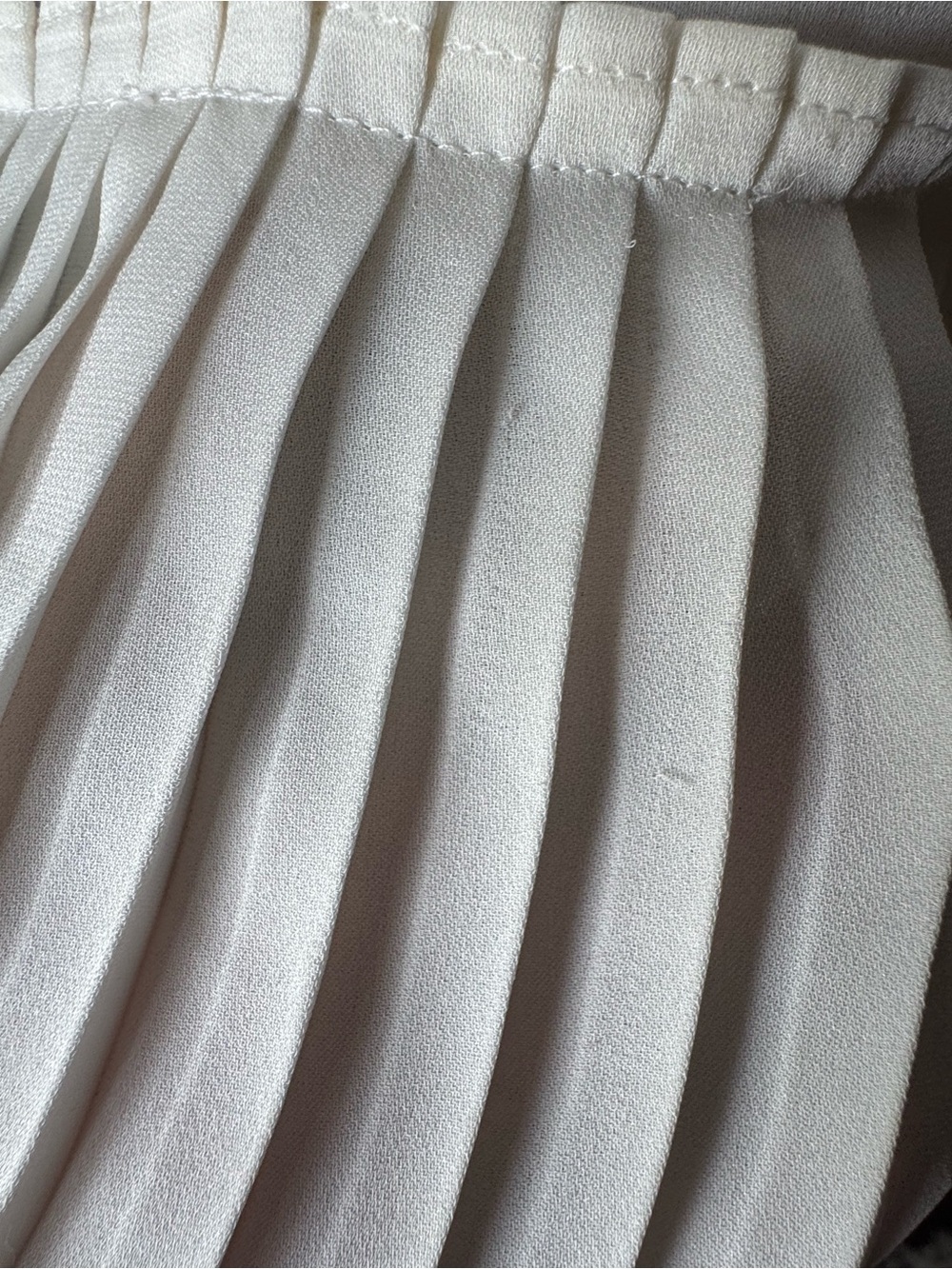Rebecca Taylor Penelope Cream V-Neck Pleated-Hem Silk Tank Size 4 - Picture 5 of 9